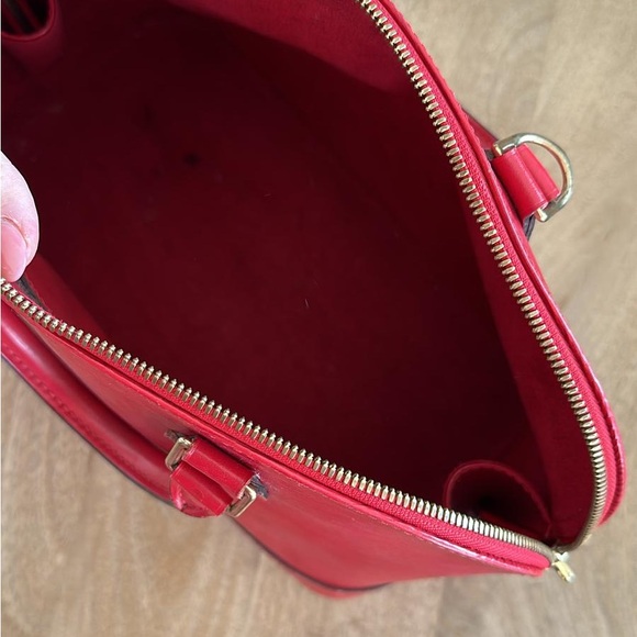 Louis Vuitton Emma Epi leather. Used a few times. - Picture 1 of 11